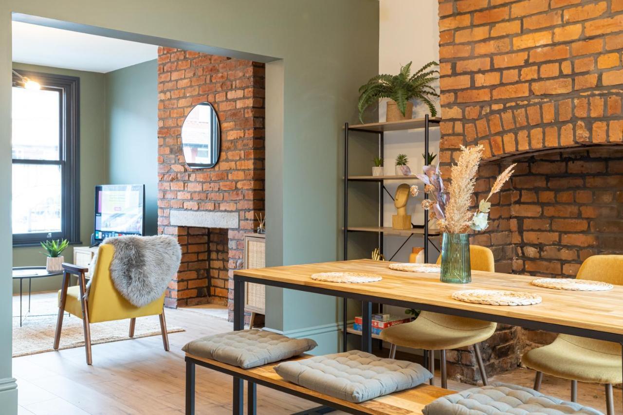 Stunning Scandi 3 Bed House In Manchester-Parking Villa ภายนอก รูปภาพ